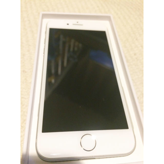Apple(アップル)のいち様専用 ジャンク品 iphone8 スマホ/家電/カメラのスマートフォン/携帯電話(スマートフォン本体)の商品写真