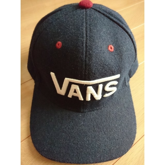 VANS(ヴァンズ)の【美品 試着のみ】VANS キャップ（メンズ） メンズの帽子(キャップ)の商品写真