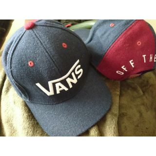 ヴァンズ(VANS)の【美品 試着のみ】VANS キャップ（メンズ）(キャップ)