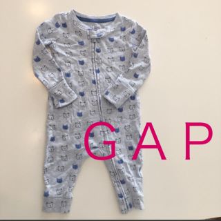 ベビーギャップ(babyGAP)の【Baby GAP】くま柄カバーオール長袖ファスナー ジップ 3-6m(カバーオール)