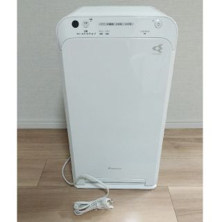 ダイキン(DAIKIN)の【ゆう様専用】mc55u ダイキン空気清浄機【未使用品】(空気清浄器)