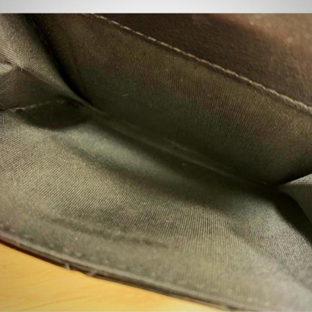 CHANEL(シャネル)のシャネル二つ折り財布ミニウォレットマトラッセヴィトン 黒エナメルプラダ レディースのファッション小物(財布)の商品写真