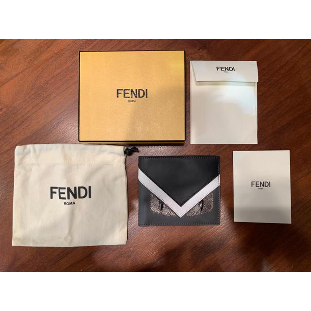 FENDI - FENDI【フェンディ】 モンスター 二つ折り財布の通販 by ねこ^._.^ SALE中 プロフ必読｜フェンディならラクマ