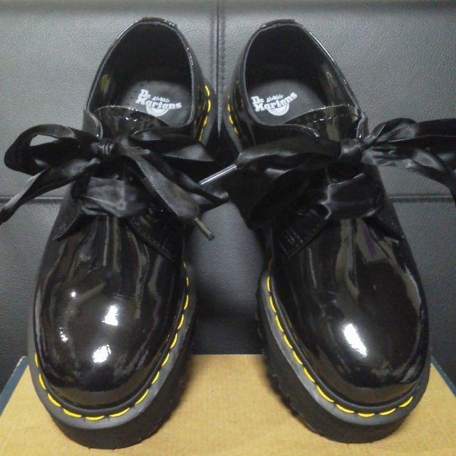 【極美品】Dr.Martens HOLLY UK5 黒 厚底 パテント