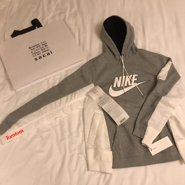 sacai(サカイ)のエドガー様専用 sacai x nike men's hoodie size 2 メンズのトップス(パーカー)の商品写真