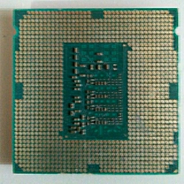 【ジャンク品】CPU Intel core i7 4790/i7 4770 スマホ/家電/カメラのPC/タブレット(PCパーツ)の商品写真