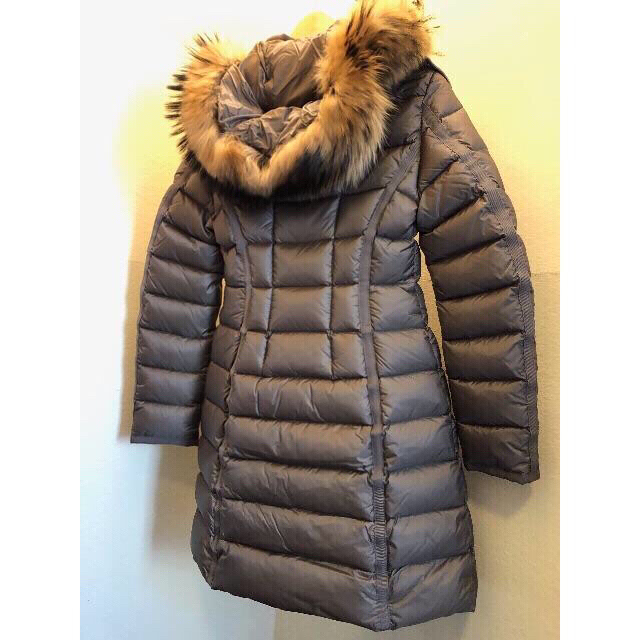 MONCLER(モンクレール)のMONCLER HERMIFUR 17/18AW サイズ0 定価297,000円 レディースのジャケット/アウター(ダウンジャケット)の商品写真