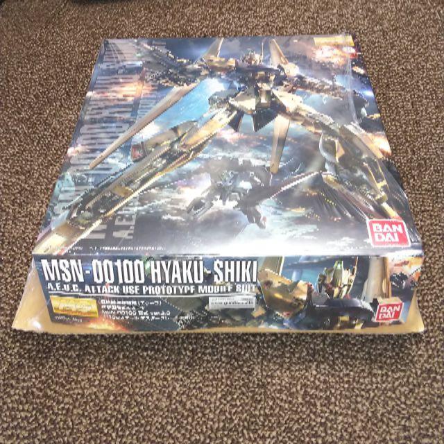 BANDAI(バンダイ)のガンプラ　MGグレード　百式（MSN-00100 HYAKU-SHIKI）新品 エンタメ/ホビーのおもちゃ/ぬいぐるみ(模型/プラモデル)の商品写真