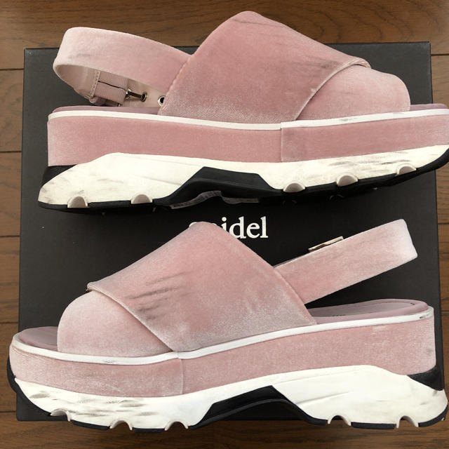 SNIDEL(スナイデル)のスニーカーソールサンダル Mサイズ レディースの靴/シューズ(サンダル)の商品写真