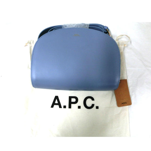 A.P.C(アーペーセー)の新品 ★ 19SS A.P.C ハーフムーンムーン バッグ ブルー レディースのバッグ(ショルダーバッグ)の商品写真