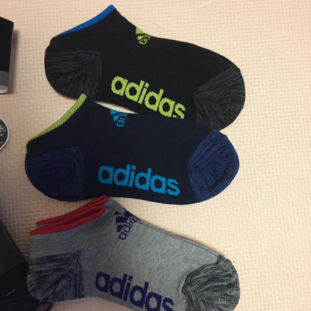 adidas(アディダス)の19 20 21 6足 新品 靴下 ソックス キッズ 子ども adidas  キッズ/ベビー/マタニティのこども用ファッション小物(靴下/タイツ)の商品写真