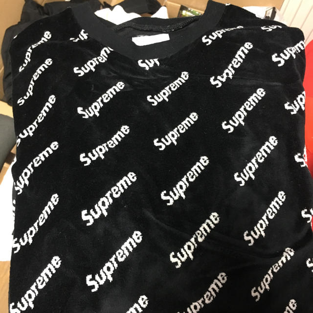 Supreme(シュプリーム)のSupreme 17FW Velour Diagonal Logo L/S メンズのトップス(ニット/セーター)の商品写真