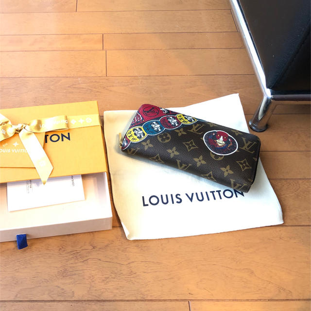 最終値下げ LOUIS VUITTON - ルイヴィトン ジッピーウォレット だるま