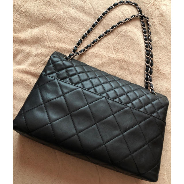 CHANEL(シャネル)の正規品 CHANEL シャネル チェーンマトラッセ レディースのバッグ(ショルダーバッグ)の商品写真