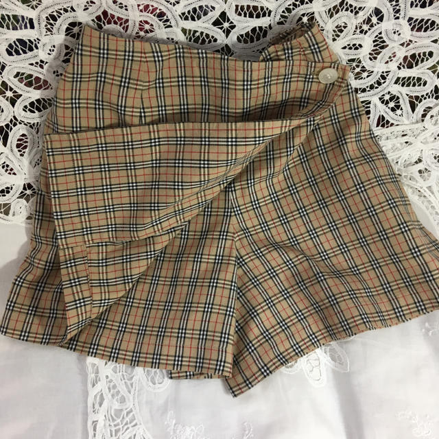 BURBERRY(バーバリー)の超美品★バーバリー 140 アンサンブル キッズ/ベビー/マタニティのキッズ服女の子用(90cm~)(ドレス/フォーマル)の商品写真