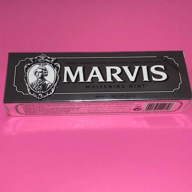 MARVIS(マービス)のmay様専用■MARVIS（マービス） ホワイトニングミント 85ｍｌイタリア製 コスメ/美容のオーラルケア(歯磨き粉)の商品写真