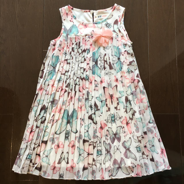 H&M(エイチアンドエム)のワンピース&ボレロセット キッズ/ベビー/マタニティのキッズ服女の子用(90cm~)(ドレス/フォーマル)の商品写真