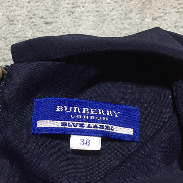 BURBERRY BLUE LABEL(バーバリーブルーレーベル)のバーバリー ブルーレーベル ドットワンピース レディースのワンピース(ひざ丈ワンピース)の商品写真