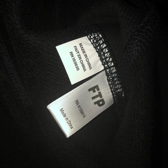 UNDEFEATED - FTP × UNDEFEATED all over hoodie の通販 by 老舗