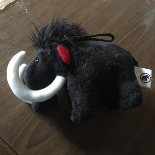 マムート(Mammut)のマムート  マスコット(ぬいぐるみ)