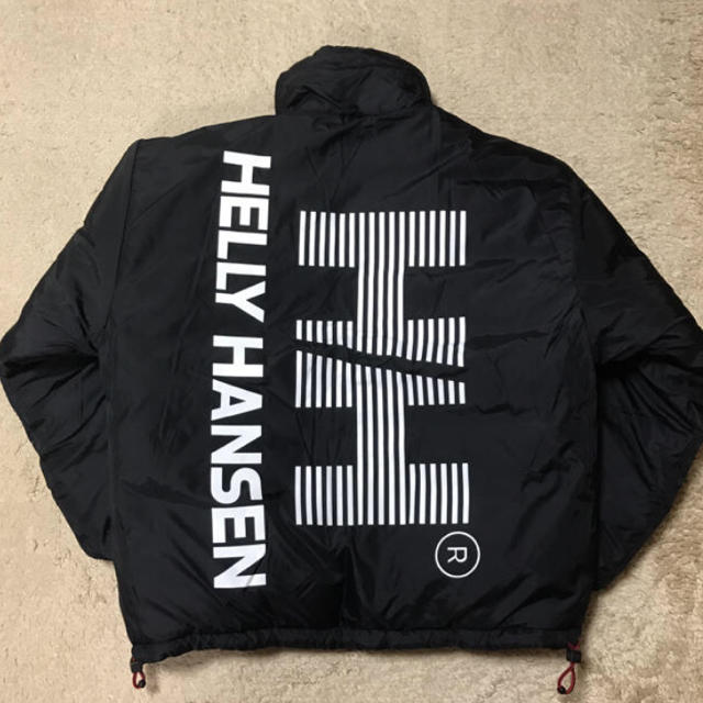 HELLY HANSEN ダウン　リバーシブル　黒