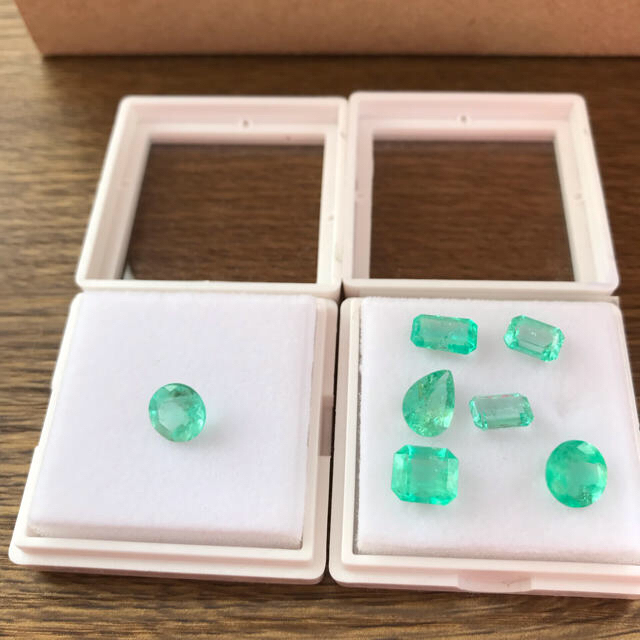 コロンビア産 エメラルド ルース 1.55ct GIA鑑別書