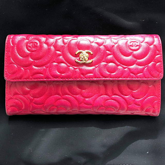 CHANEL(シャネル)のCHANEL★カメリア長財布★ピンク レディースのファッション小物(財布)の商品写真