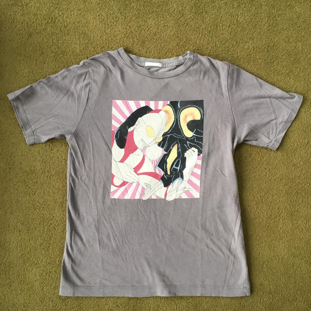 GU(ジーユー)のGUウルトラマンシリーズのTシャツ キッズ/ベビー/マタニティのキッズ服男の子用(90cm~)(Tシャツ/カットソー)の商品写真