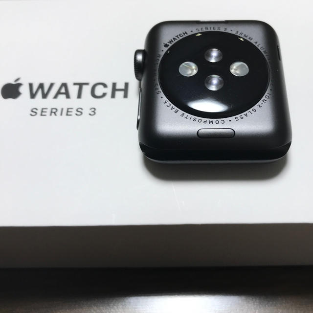 Apple Watch(アップルウォッチ)のApple Watch series3 38mm GPS メンズの時計(腕時計(デジタル))の商品写真