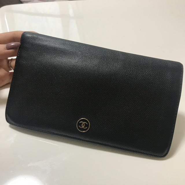 CHANEL(シャネル)のシャネル♡ココボタン♡長財布 レディースのファッション小物(財布)の商品写真