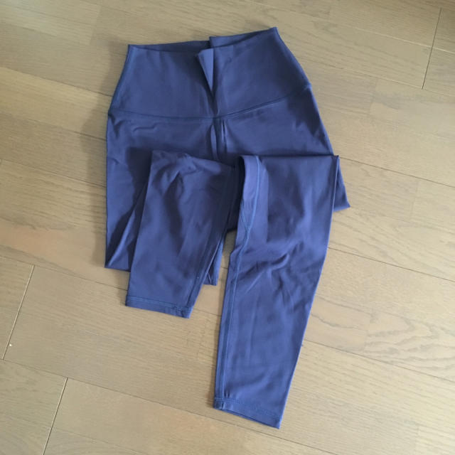 lululemon(ルルレモン)の*outlet* size4 lululemon pants スポーツ/アウトドアのトレーニング/エクササイズ(ヨガ)の商品写真