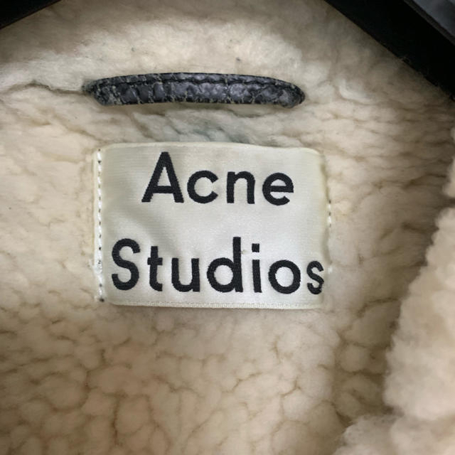 ACNE(アクネ)の確実正規品 Acne Studios ムートンジャケット 36サイズ レディースのジャケット/アウター(ムートンコート)の商品写真