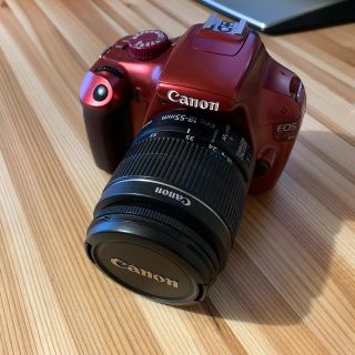 キヤノン(Canon)のCanon EOS Kiss X50 ワインレッド(デジタル一眼)