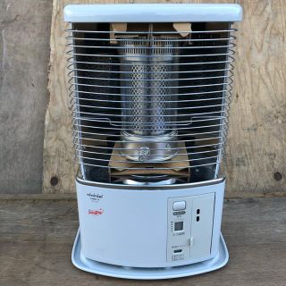 新品未使用 トヨトミ 石油ストーブ RS-H27 新品未使用 トヨトミ 石油ストーブ RS-H27