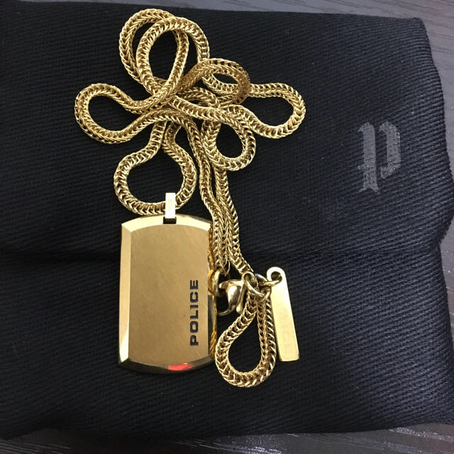 POLICE(ポリス)のPOLICE ネックレス ゴールド 金 箱付き メンズのアクセサリー(ネックレス)の商品写真