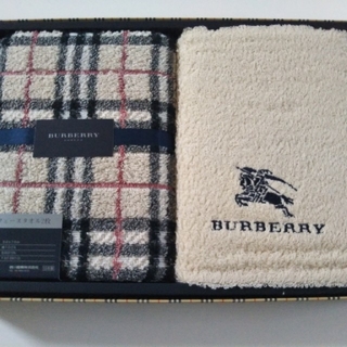 バーバリー(BURBERRY)のBURBERRYタオル2枚セット(タオル/バス用品)