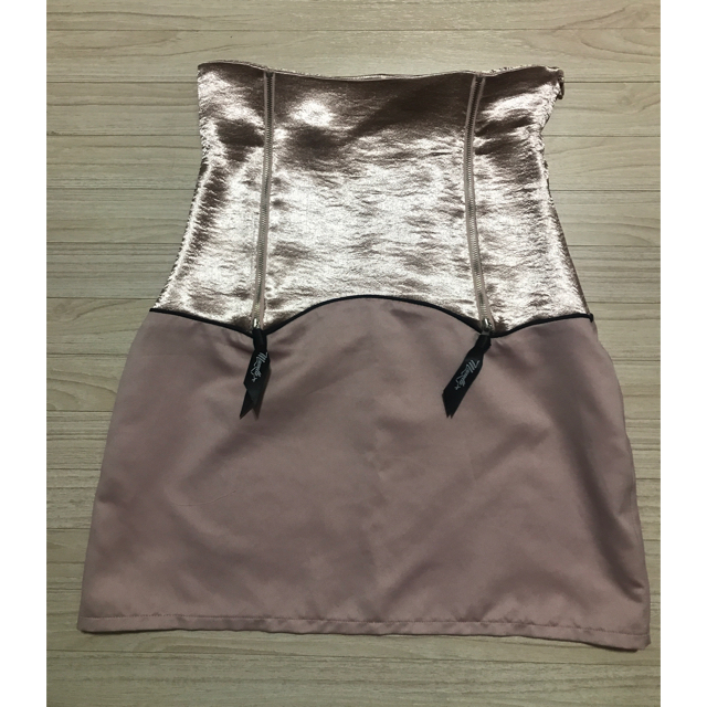 Bubbles(バブルス)のmamelle boutique ガータージップスカート ピンク レディースのスカート(ミニスカート)の商品写真