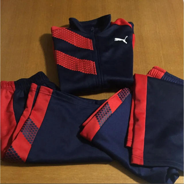 PUMA(プーマ)のにこchan専用！ プーマ ジャージ上下 3点 セット ハーパン 140 スポーツ/アウトドアのサッカー/フットサル(ウェア)の商品写真