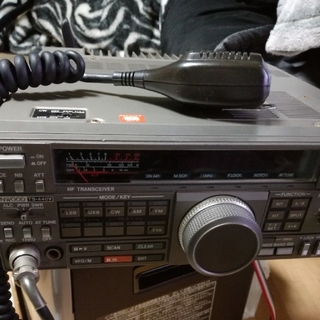 アマチュア無線機　TS -440(アマチュア無線)