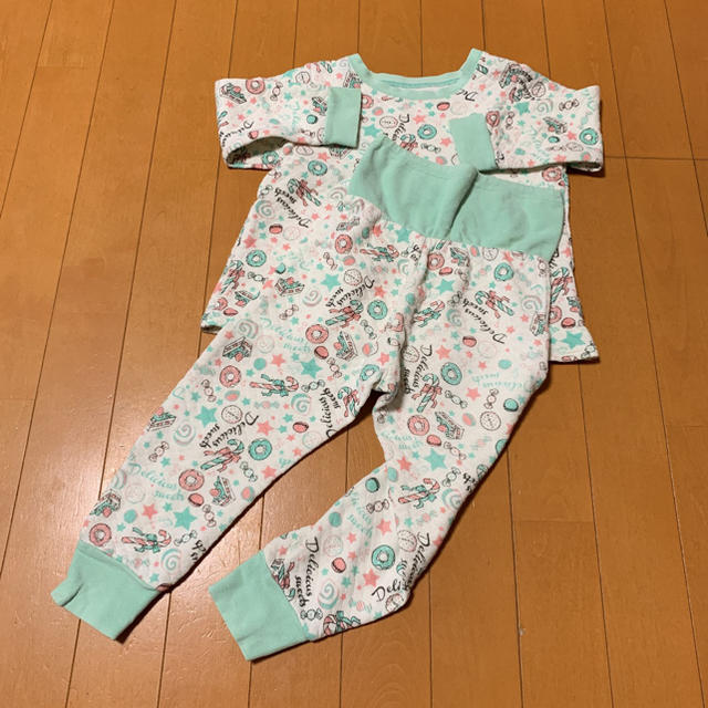 FELISSIMO(フェリシモ)のキルトパジャマ☆2着セット（100㎝） キッズ/ベビー/マタニティのキッズ服男の子用(90cm~)(パジャマ)の商品写真