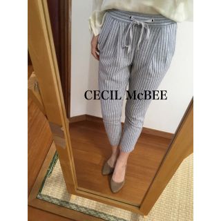 セシルマクビー(CECIL McBEE)のCECIL McBEE✨テーパードパンツ(カジュアルパンツ)