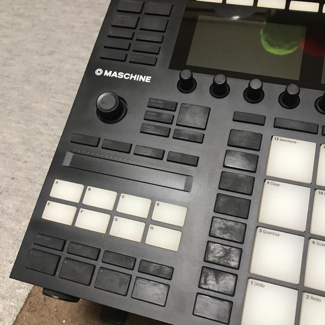 Native Instruments Maschine mk3 + おまけ