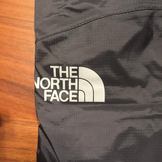 THE NORTH FACE(ザノースフェイス)のTHE NORTH FACEレインウェア【美品】 スポーツ/アウトドアのアウトドア(登山用品)の商品写真