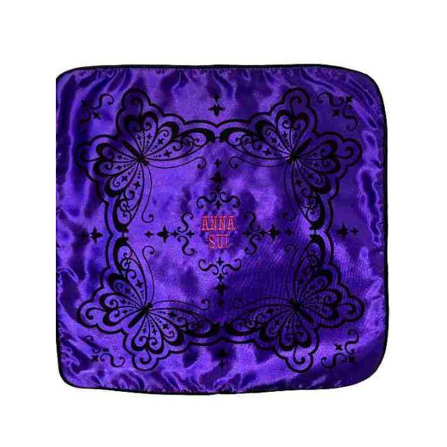 ANNA SUI(アナスイ)のアナスイ　クッション　新品未使用非売品 インテリア/住まい/日用品のインテリア小物(クッション)の商品写真