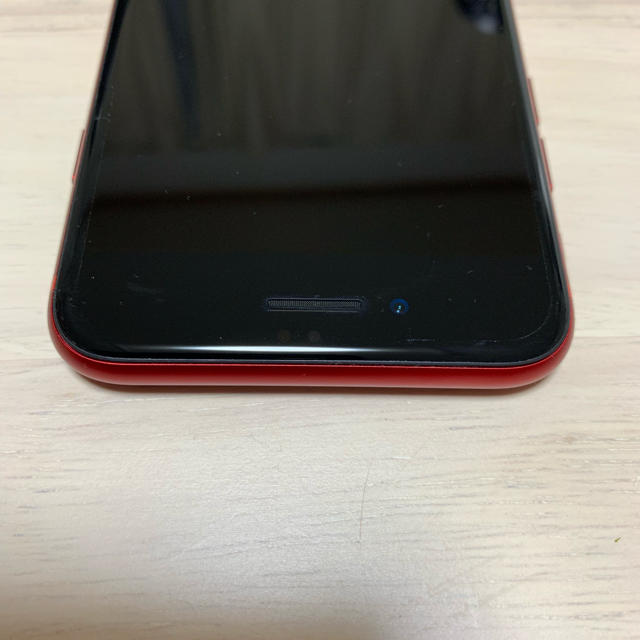 iPhone(アイフォーン)のiPhone8 64GB SIMロック解除済み(レッド) スマホ/家電/カメラのスマートフォン/携帯電話(スマートフォン本体)の商品写真