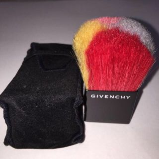 ジバンシィ(GIVENCHY)のGIVENCHY カラフルブラシケース付(その他)