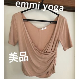 エミアトリエ(emmi atelier)のemmi yoga  トップス(ヨガ)