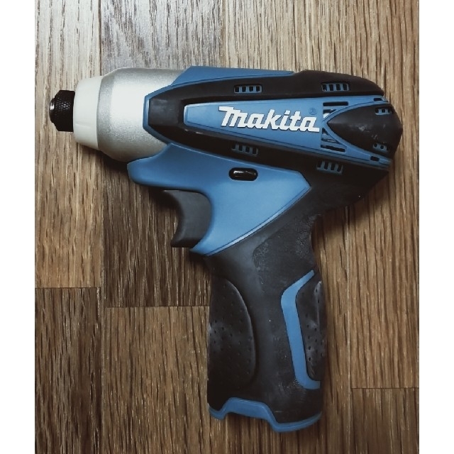 makita 10.8V充電式インパクトドライバーセット