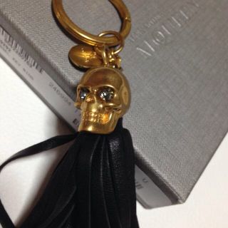 アレキサンダーマックイーン(Alexander McQueen)のマックイーン スカル キーホルダー(キーホルダー)