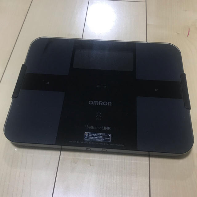 OMRON(オムロン)の激安❗️オムロン❗️体重計❗️ スマホ/家電/カメラの生活家電(体重計)の商品写真